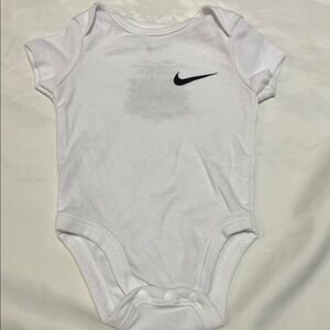“Bundle 10/$13” Nike 3M Classic White Baby short sleeve Bodysuit
